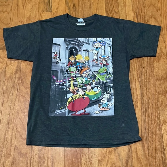 A Preowned Rugrats T shirt size Large Woman Gray Background Short Sleeve - Picture 1 of 12